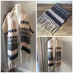 Michael Stars Sleetstorm Blanket Fringe Scarf